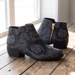 Acherontia Fashion Zip Boots