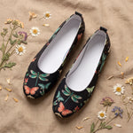 Aurelia Pump - flat lay on decor