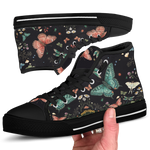 Aurelia High Tops black sole in hand