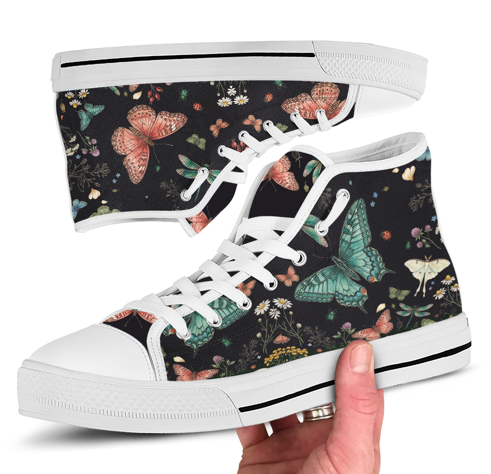 Aurelia High Tops white sole in hand