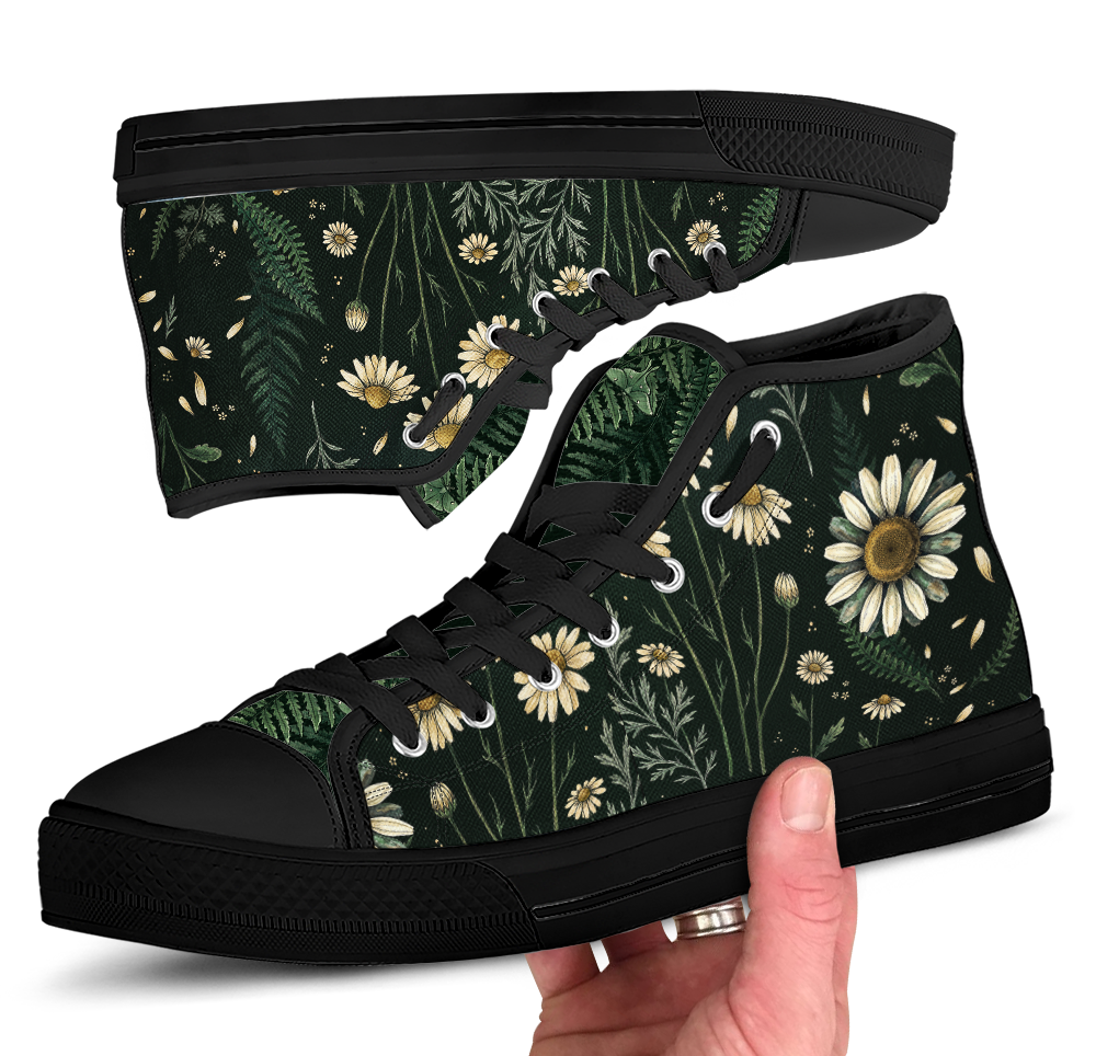 Matricaria High Tops black sole in hand
