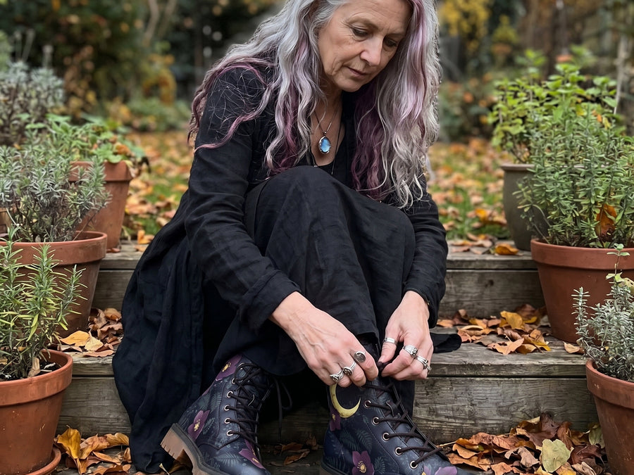 Lacing up Skatheia leather boots