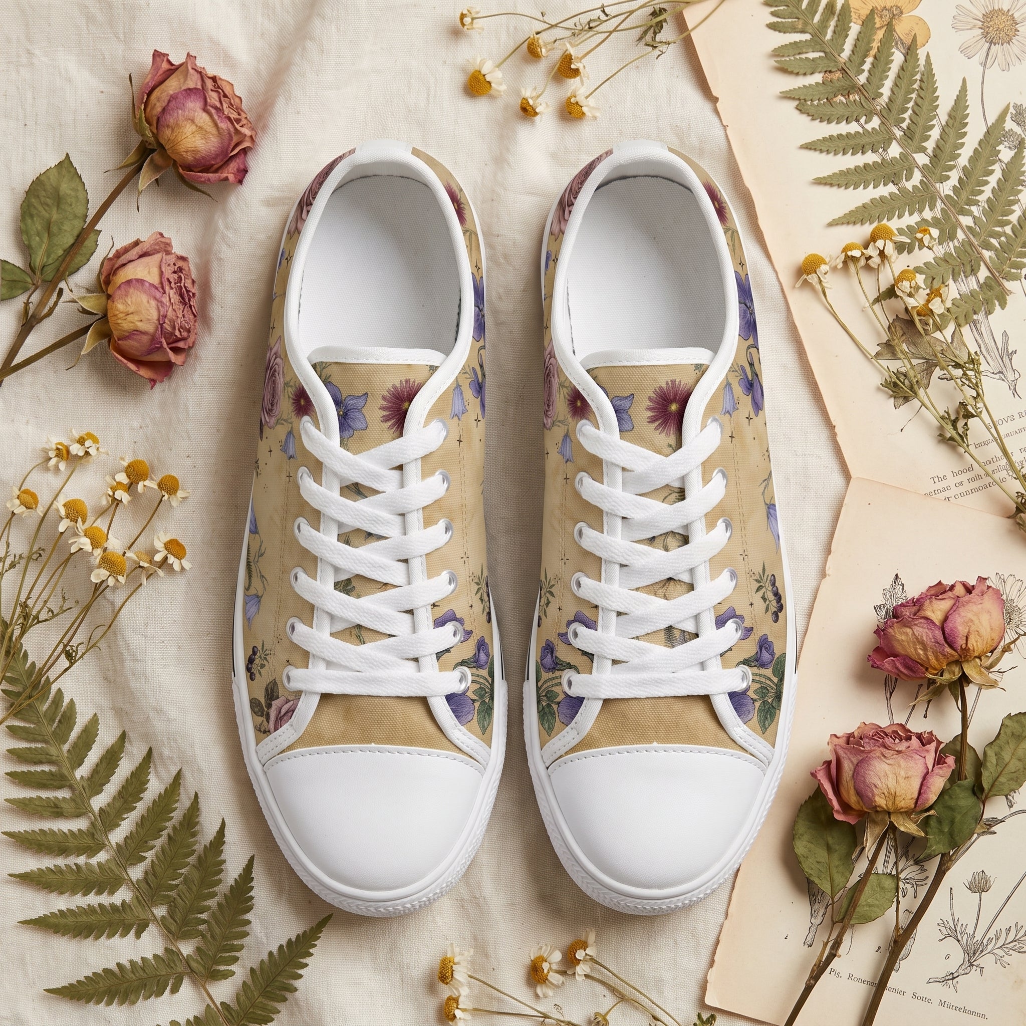 Herbarium Low Tops - Flat Decor