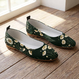 Matricaria Pump - wood floor shot